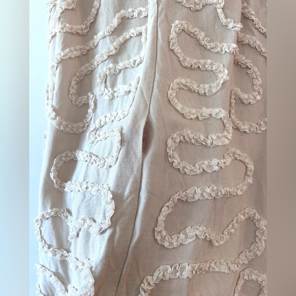 VINTAGE Linen-Like Beige Sleeveless Dress with 3D Ruffled Ribbon Details - Picture 11 of 13